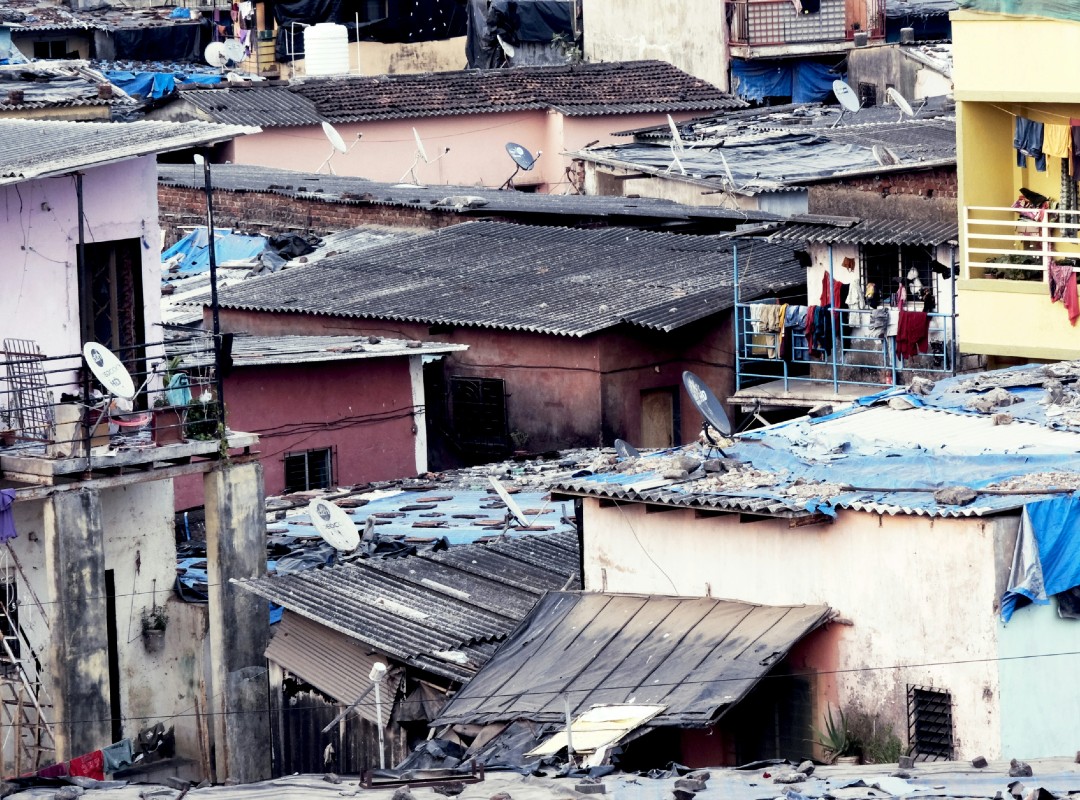 Slum (1)